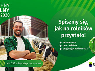 Plakat młody rolnik na tle obory z bydłem; napis biały na zielonym tle: spiszmy się, jak na rolników przystałt