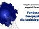Na białym tle niebieski zarys powierzchni województwa łódzkiego; dłoń zbudowana jakby z atomów wskazuje palcem jego centrm; obok napis: Twój głos jest dla nas ważny; wypełnij formularz; Fundusze Europejskie dla Łodzkiego 2027