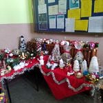 Kiermasz ozdób świątecznych przygotowanych przez uczniów